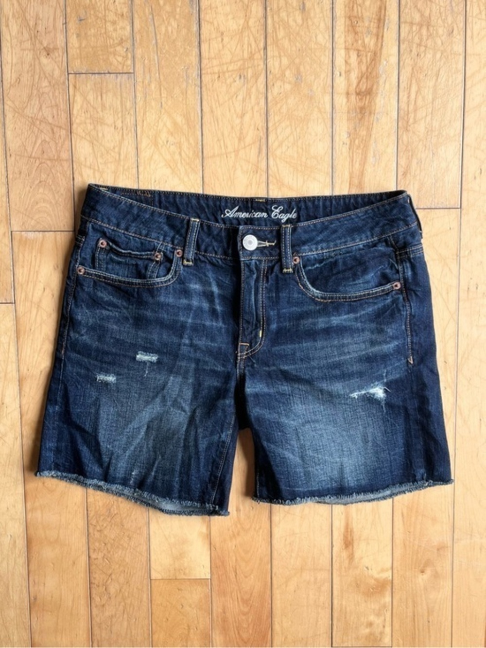 American Eagle Distressed 100% Cotton Raw Hem Denim Shorts Size 6